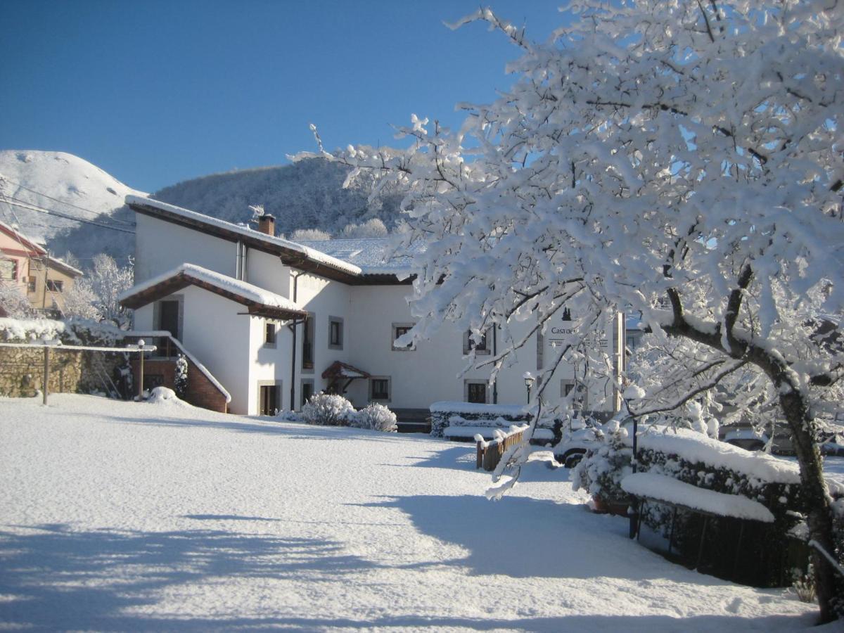 Casa De La Montana Albergue Turistico Avín Exteriér fotografie