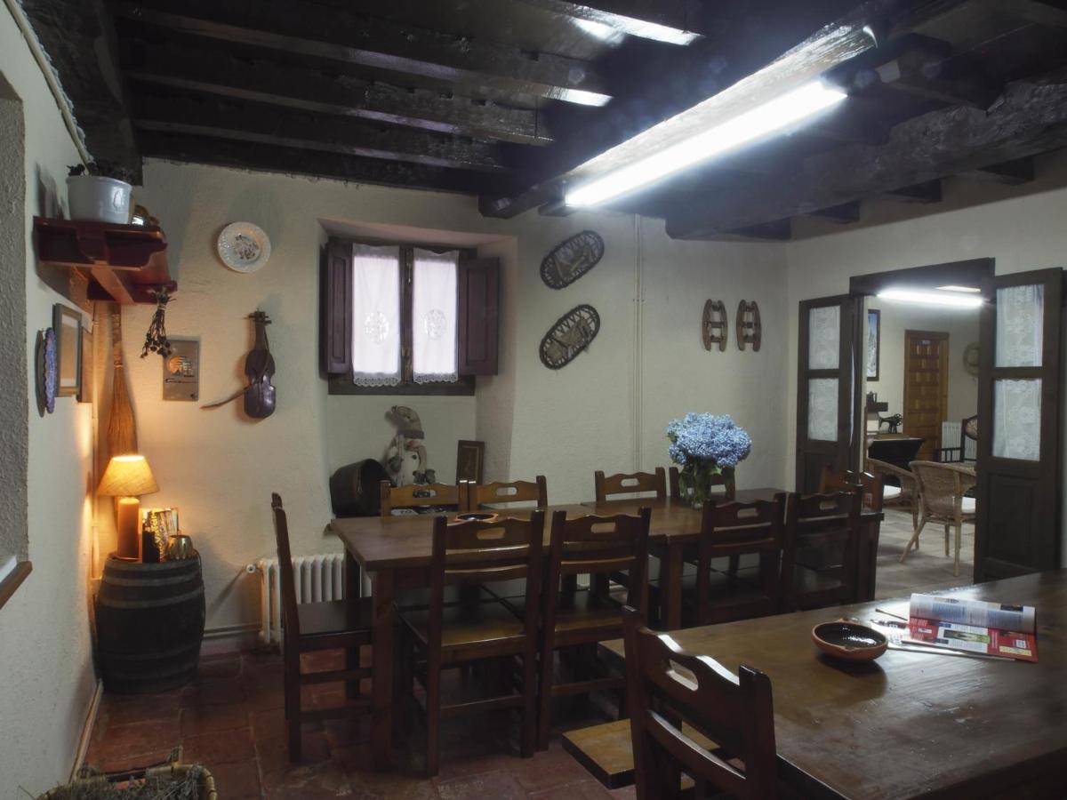 Casa De La Montana Albergue Turistico Avín Exteriér fotografie