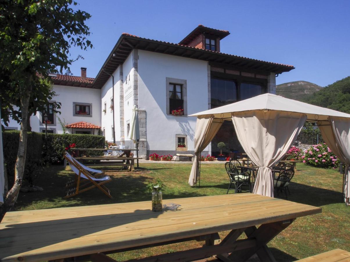 Casa De La Montana Albergue Turistico Avín Exteriér fotografie