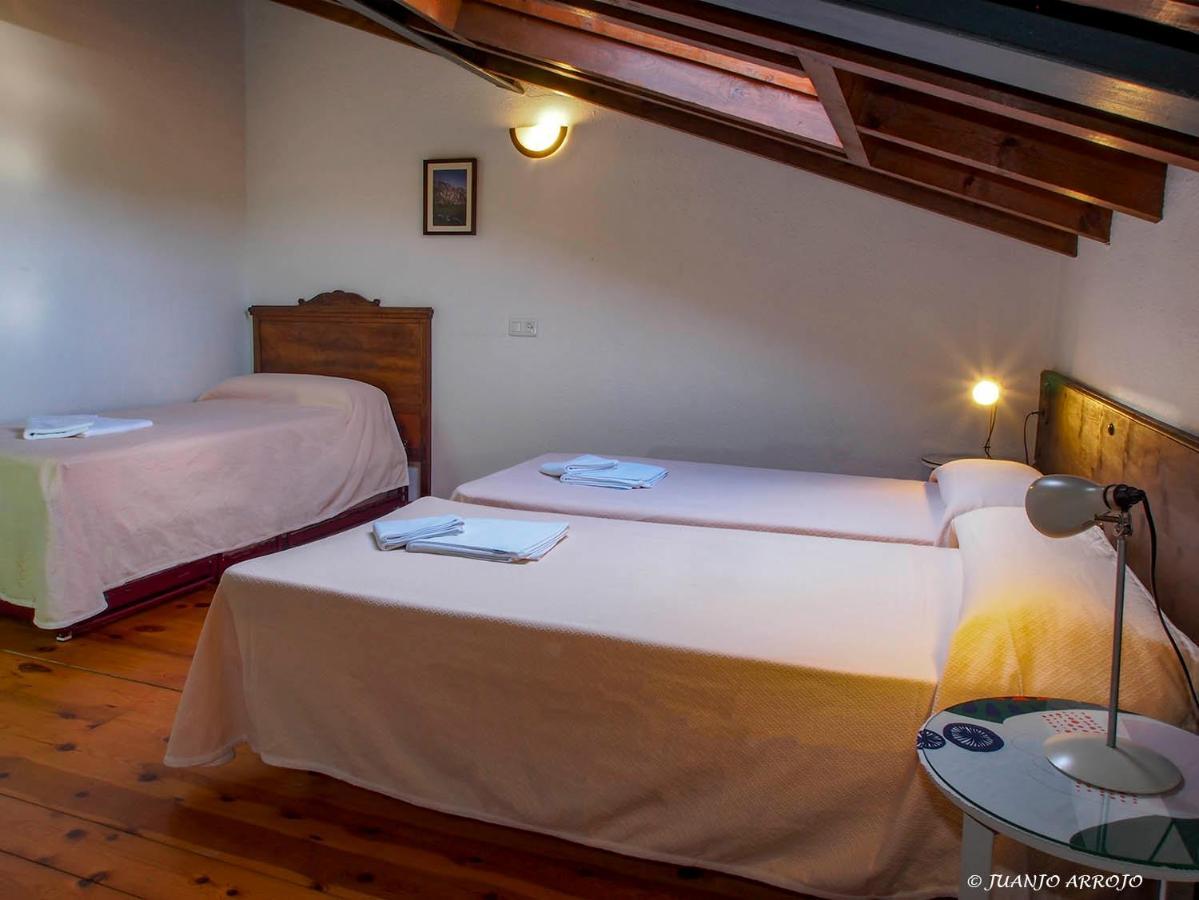 Casa De La Montana Albergue Turistico Avín Exteriér fotografie